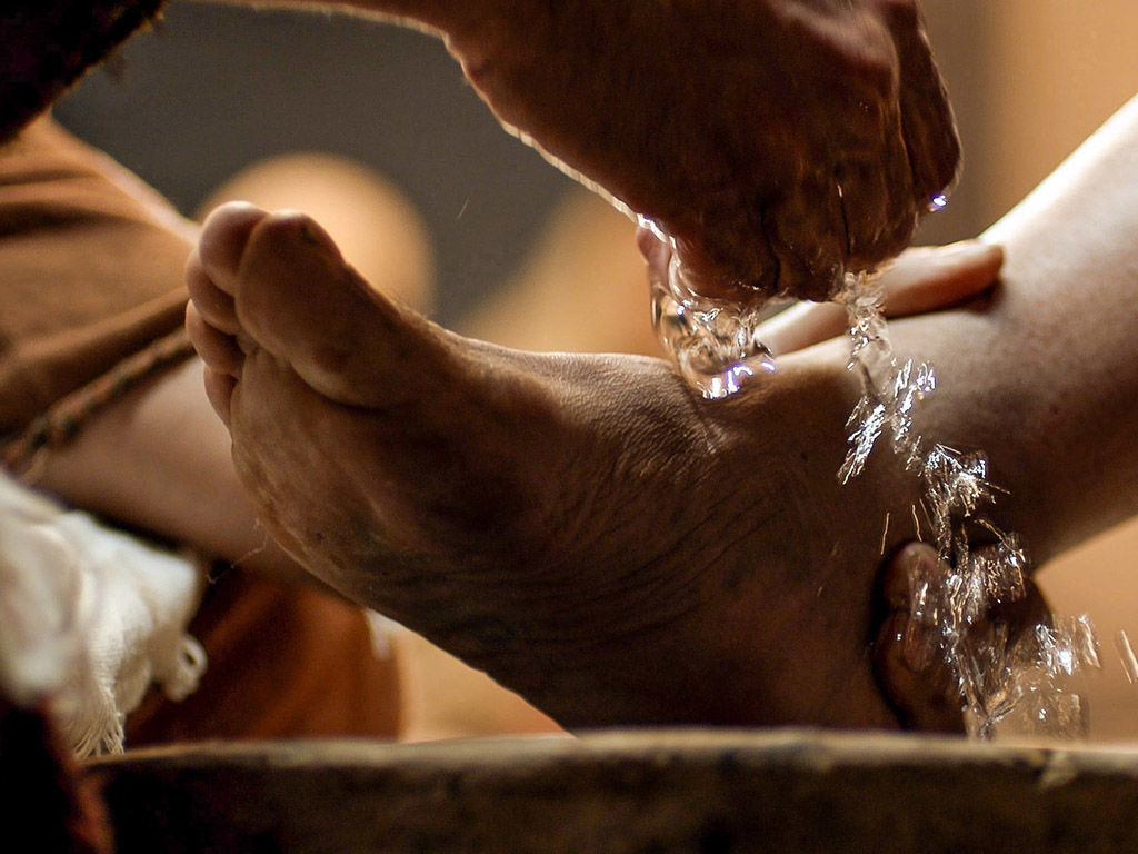 jesus-washes-feet